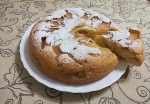 Пышная творожная шарлотка в мультиварке. Пышная шарлотка в мультиварке с яблоками — классический рецепт