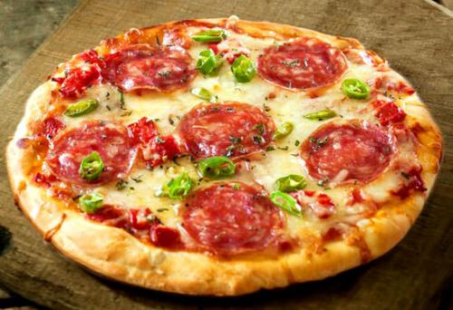 Пицца в мультиварке редмонд. Как вкусно приготовить пиццу в мультиварке