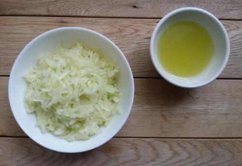 Пицца из кабачков с творогом. Пицца из кабачков в духовке. Рецепты с фото