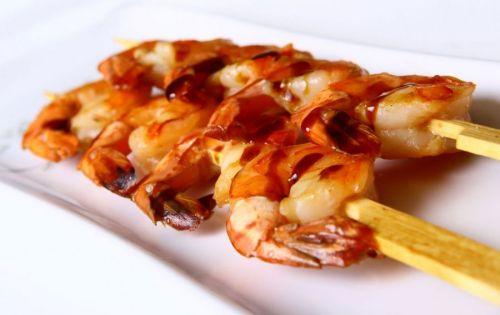 Шашлычки из креветок на гриле. Как приготовить креветок на мангале