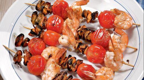 Шашлычки из креветок на гриле. Как приготовить креветок на мангале