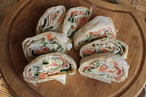 Бюджетный пикник. Закуски с лавашом