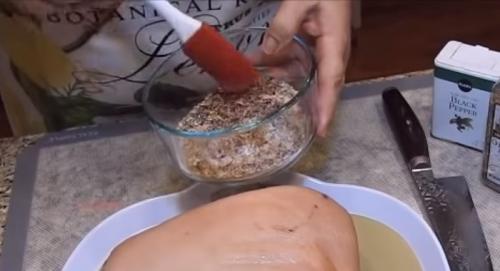 Можно ли запекать свиную рульку в духовке без присыпки. Самый лучший рецепт запеченной свиной рульки в духовке