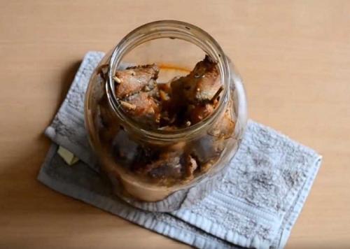 Шашлык в банке. Шашлык из свинины в трехлитровой банке в духовке — вкуснее чем на мангале