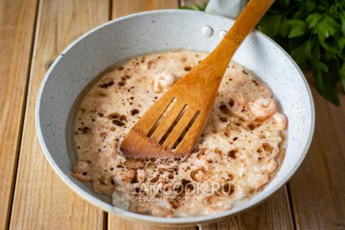 Вкусный рецепт пасты с креветками и сливочным соусом 05 Вкусный рецепт пасты с креветками и сливочным соусом 05
