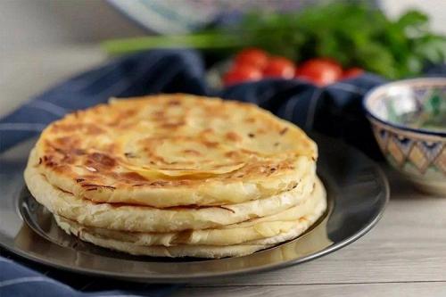 Лепёшка на сковороде быстро вместо хлеба на воде без дрожжей. 20 рецептов простых и пышных лепешек на сковороде