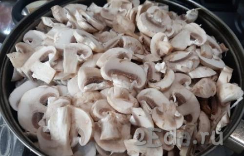 Вкусные рулеты из языка с грибочками в сливочном соусе: рецепт и советы 09 Вкусные рулеты из языка с грибочками в сливочном соусе: рецепт и советы 09
