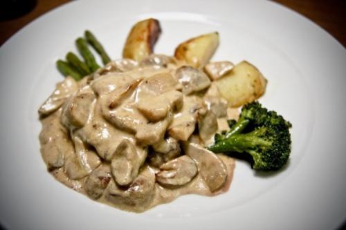 Можно ли приготовить язык свиной с грибами заранее. Как приготовить свиной язык: 20 отличных рецептов