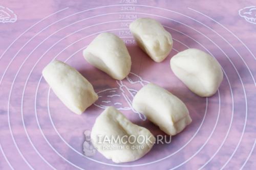 Чебуреки с брынзой и зеленью. 10 Чебуреки с брынзой и зеленью. 10