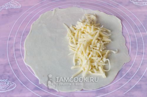 Чебуреки с брынзой и зеленью. 11 Чебуреки с брынзой и зеленью. 11