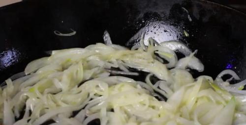 Можно ли запекать язык с грибами в мультиварке. Нежный свиной язык с грибами в сливочном соусе