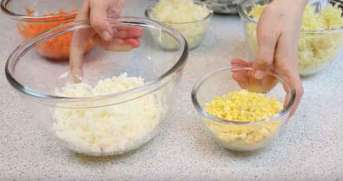 Мимоза с сардиной в томате. Салат Мимоза — 9 классических рецептов из рыбных консервов