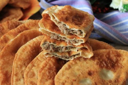 Самое правильное тесто для чебуреков. 20 простых рецептов, как приготовить домашние чебуреки