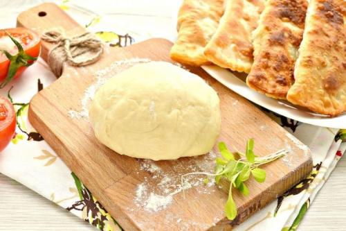 Тесто на чебуреки хрустящее, пузырчатое. 15 лучших рецептов теста для чебуреков