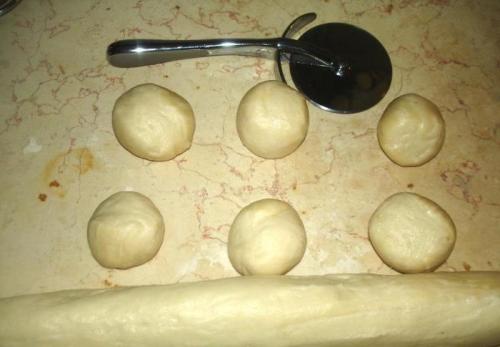 Хрустящее тесто на чебуреки с пузырьками. Как приготовить тесто для чебуреков 06 Хрустящее тесто на чебуреки с пузырьками. Как приготовить тесто для чебуреков 06