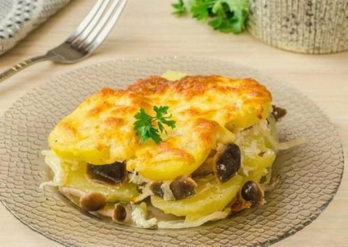 Как долго готовится картофельная запеканка с говяжьим языком и лесными грибами. Картофельная запеканка с консервированными грибами