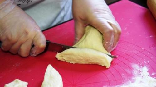 Чебуреки с зеленью и сыром. Аппетитные чебуреки с сыром и зеленью 18