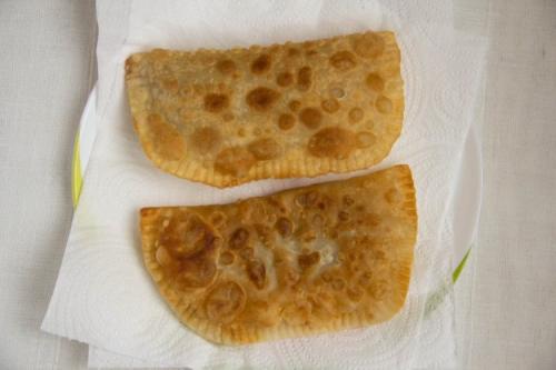 Чебуреки рецепт. 20 простых рецептов, как приготовить домашние чебуреки