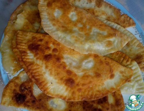 Чебуреки с творогом, сыром и зеленью. Простые и вкусные чебуреки с творогом