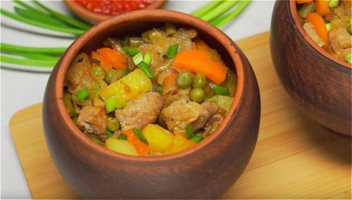 Картошка с мясом в духовке - пошаговый рецепт. Пошаговый рецепт картофеля с мясом в горшочках