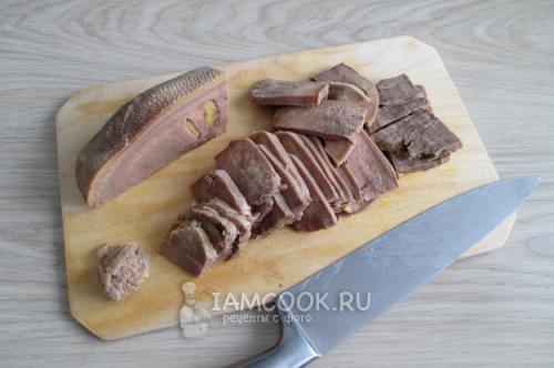 Вкусный и простой рецепт говяжьего языка запеченного с грибами 05 Вкусный и простой рецепт говяжьего языка запеченного с грибами 05