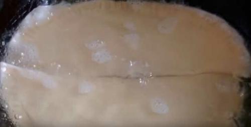 Как приготовить идеальные домашние чебуреки. Самые удачные рецепты домашних чебуреков. Сочные и хрустящие, как в чебуречной!