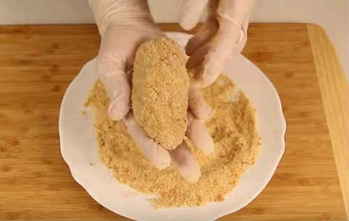 Рубленые куриные котлеты с сыром пп в духовке. Куриные котлеты с сыром — рецепты в духовке, на сковороде