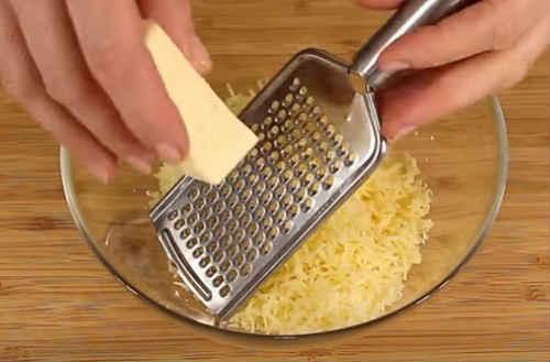 Рубленые куриные котлеты с сыром пп в духовке. Куриные котлеты с сыром — рецепты в духовке, на сковороде