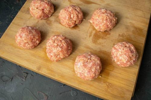 Тефтели в духовке в томатном соусе. Вкуснейшие тефтели в нежном томатно-сметанном соусе