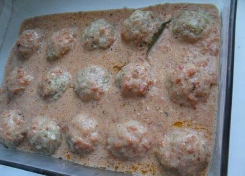 Тефтели в духовке в томатном соусе. Вкуснейшие тефтели в нежном томатно-сметанном соусе