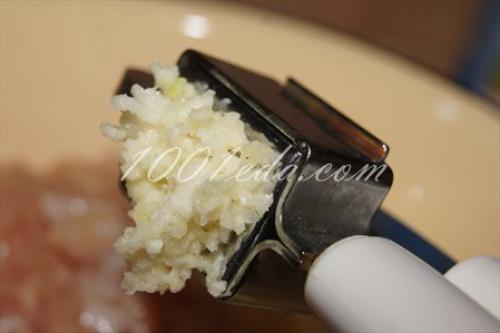 Рубленые куриные котлеты с сыром и болгарским перцем. Рубленые куриные котлеты с перцем и сыром: пошагово с фото 04 Рубленые куриные котлеты с сыром и болгарским перцем. Рубленые куриные котлеты с перцем и сыром: пошагово с фото 04