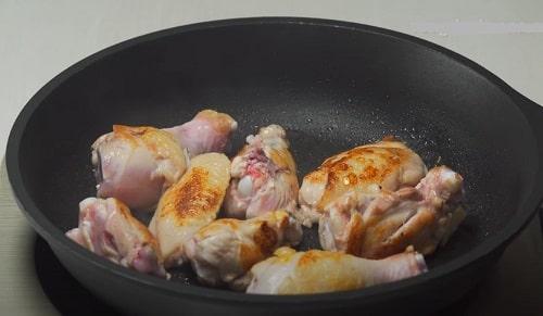 Кухня с акцентом чахохбили. Чахохбили из курицы по-грузински — 8 классических рецептов с помидорами, вином, орехами