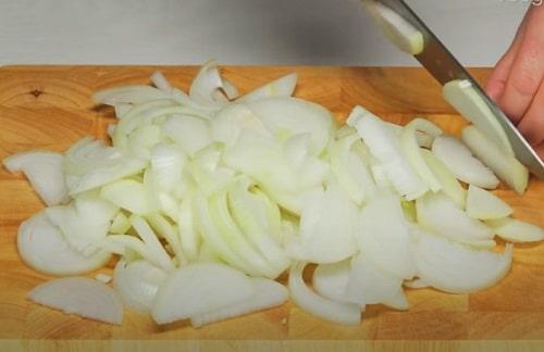 Кухня с акцентом чахохбили. Чахохбили из курицы по-грузински — 8 классических рецептов с помидорами, вином, орехами