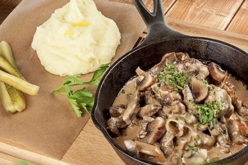 Как приготовить подливу с курицей к пюре без мяса. 15 легких рецептов подливы для картофельного пюре