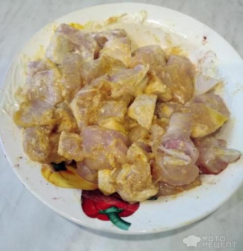 Можно ли использовать подливку из курицы к пюре для других блюд. Рецепт: Подлива из курицы - подавать можно с любым гарниром: рис, гречка, пюре, спагетти и т.д.