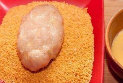 Как сделать соус для куриных зраз с грибами. Куриные зразы с грибной начинкой и сметанным соусом