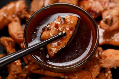 Какие блюда подходят для подачи с подливкой из курицы для пюре. 20 быстрых и вкусных соусов для курицы