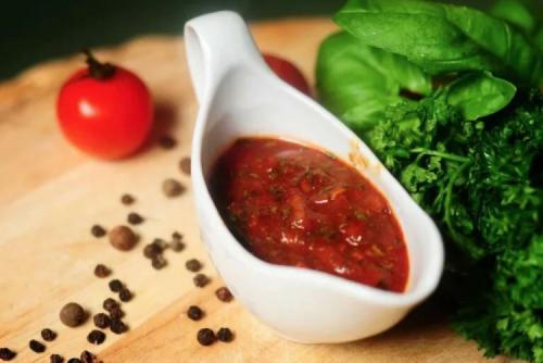 Какие блюда подходят для подачи с подливкой из курицы для пюре. 20 быстрых и вкусных соусов для курицы