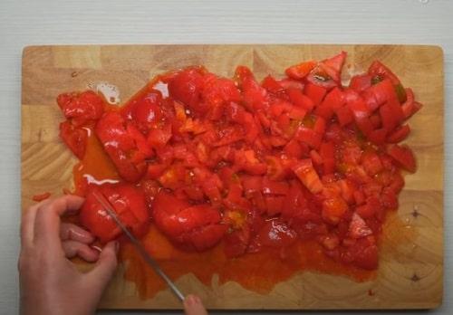 Чахохбили из курицы со специями. Чахохбили из курицы по-грузински — 8 классических рецептов с помидорами, вином, орехами