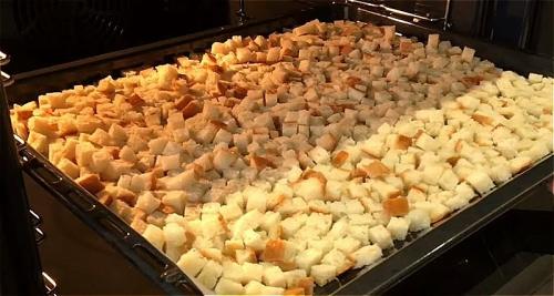 Сколько времени нужно на приготовление куриного филе в сухарях с картофельным пюре. Пожарские котлеты — правильный и вкусный рецепт