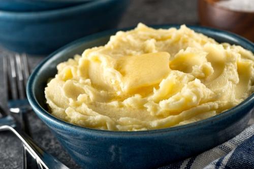 Вкуснейшее картофельное пюре с куриной подливкой: рецепт и подсказки 01 Вкуснейшее картофельное пюре с куриной подливкой: рецепт и подсказки 01