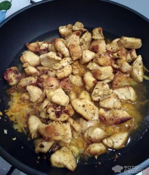 Можно ли использовать подливу из куриного филе для приготовления других блюд. Рецепт: Подлива из курицы - подавать можно с любым гарниром: рис, гречка, пюре, спагетти и т.д.