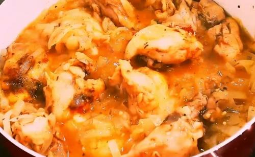 Чахохбили из курицы простой рецепт в духовке. Простой рецепт чахохбили из курицы на сковороде с томатной пастой