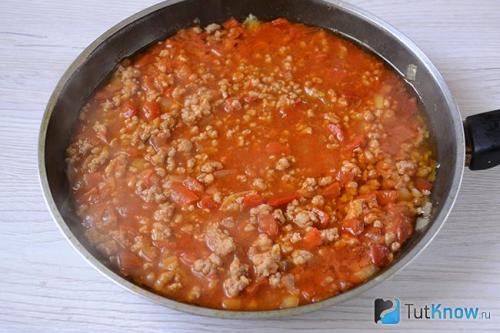 Рис с фаршем и томатной пастой на сковороде.. Рис с фаршем и овощами на сковороде в томате 03 Рис с фаршем и томатной пастой на сковороде.. Рис с фаршем и овощами на сковороде в томате 03