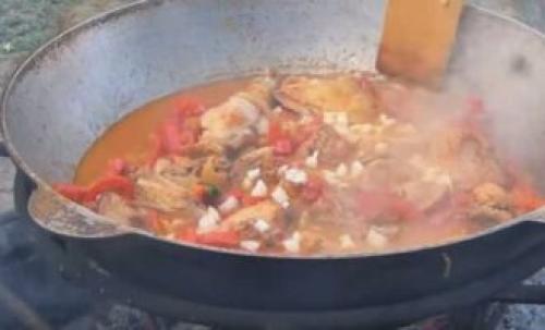 Классический чахохбили из курицы. Чахохбили из курицы по-грузински — классический рецепт в казане