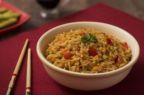 Рис с овощами по-восточному. Как приготовить рис с овощами и яйцом — рецепт жареного риса в восточном стиле с пошаговыми фото