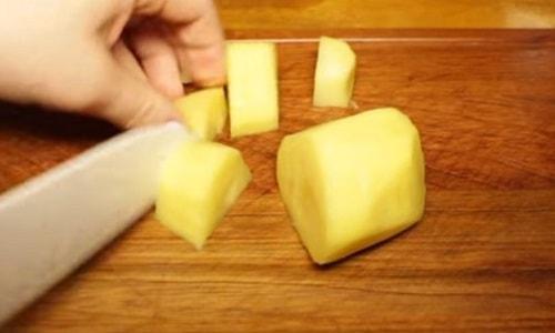 Рагу из капусты и картошки в мультиварке. Как потушить капусту с мясом и картофелем в мультиварке