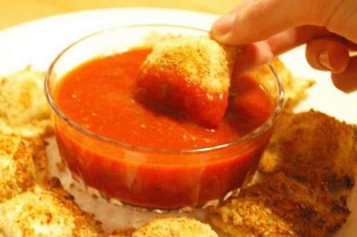 Жареные пельмени в томате. Пельмени в томатном соусе: нежнейший ужин за считанное время 02 Жареные пельмени в томате. Пельмени в томатном соусе: нежнейший ужин за считанное время 02