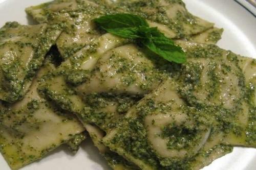 Жареные пельмени в томате. Пельмени в томатном соусе: нежнейший ужин за считанное время 04 Жареные пельмени в томате. Пельмени в томатном соусе: нежнейший ужин за считанное время 04