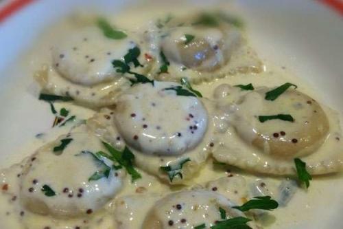 Жареные пельмени в томате. Пельмени в томатном соусе: нежнейший ужин за считанное время 03 Жареные пельмени в томате. Пельмени в томатном соусе: нежнейший ужин за считанное время 03